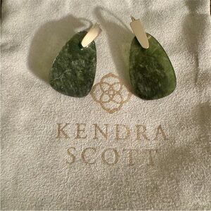 Kendra Scott | Marty Gold Drop Earrings in Sage Mica